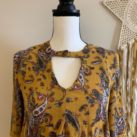 Altar’d State Bohemian Paisley Mustard shirt EUC GS B58 - Picture 2 of 7